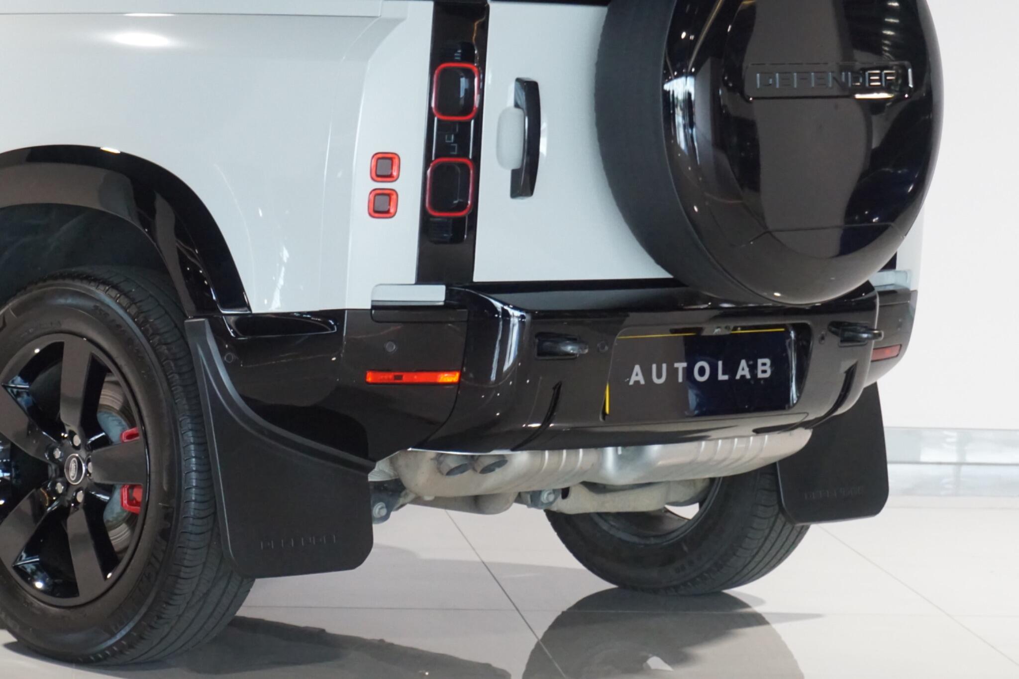 Land Rover Defender 90 3.0 D300 MHEV X-Dynamic HSE Hard Top SUV 3dr Diesel Auto 4WD SWB Euro 6 (s/s) (300 ps)